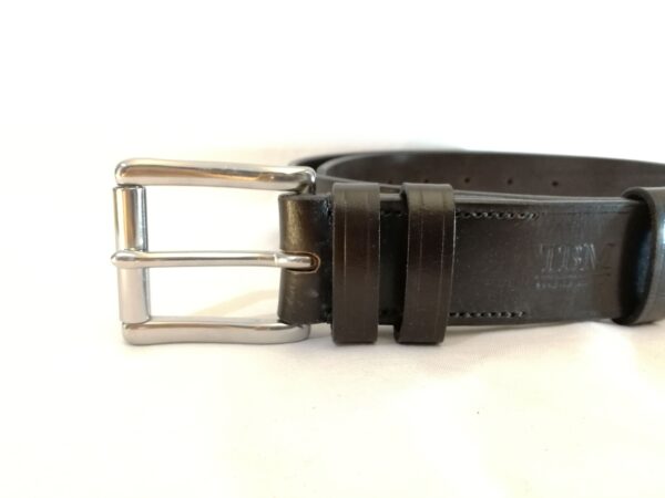 Belt - Classic in Sedgwick Dark Havana (DKH) Leather, Black ed st with stainless steel West End roller (SSWR) buckle in 1.5 ( 112) inch width - head